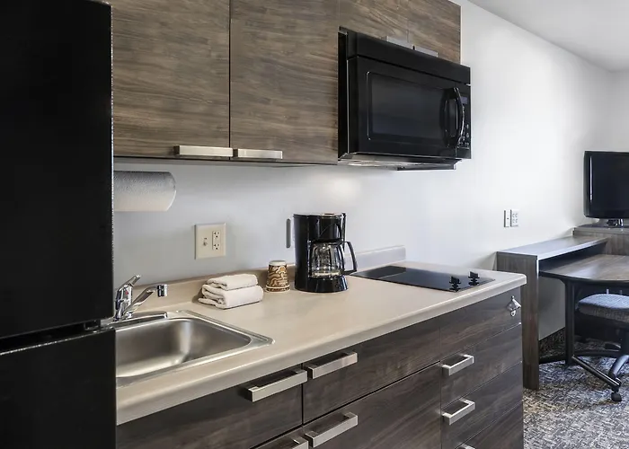 My Place Hotel-east Moline/quad Cities, Il Отель 3*